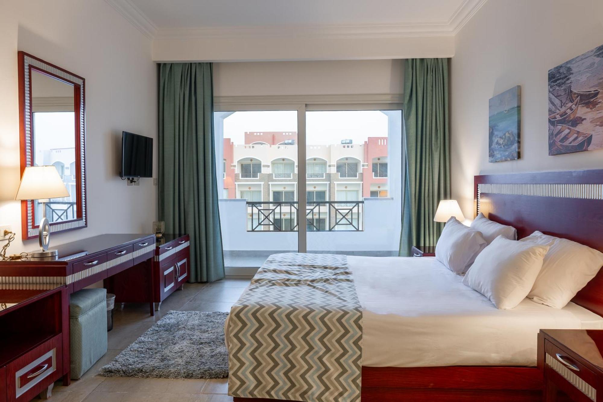 Oyster Bay Beach Resort Abu Dabbab Esterno foto