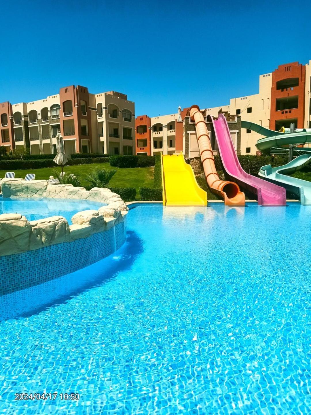 Oyster Bay Beach Resort Abu Dabbab Esterno foto