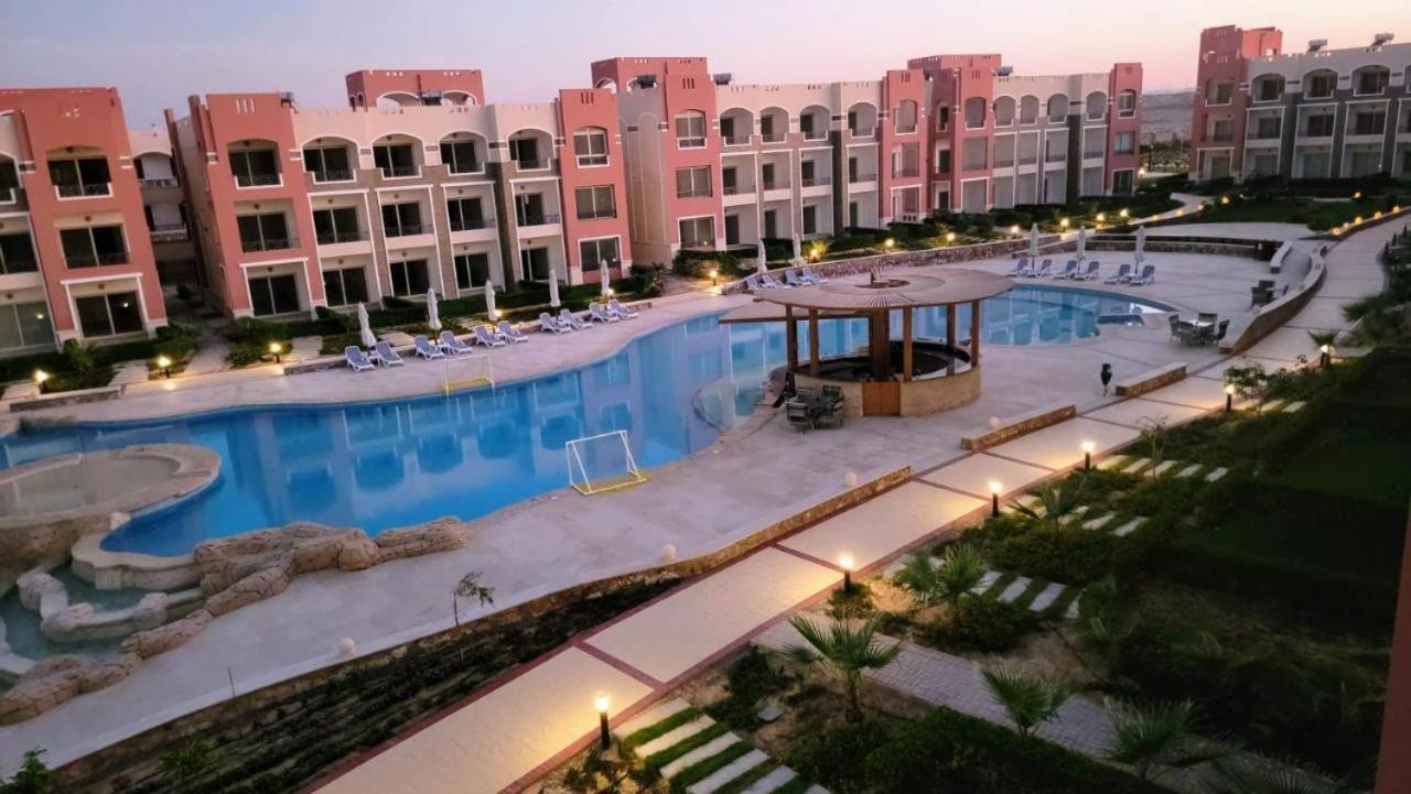 Oyster Bay Beach Resort Abu Dabbab Esterno foto