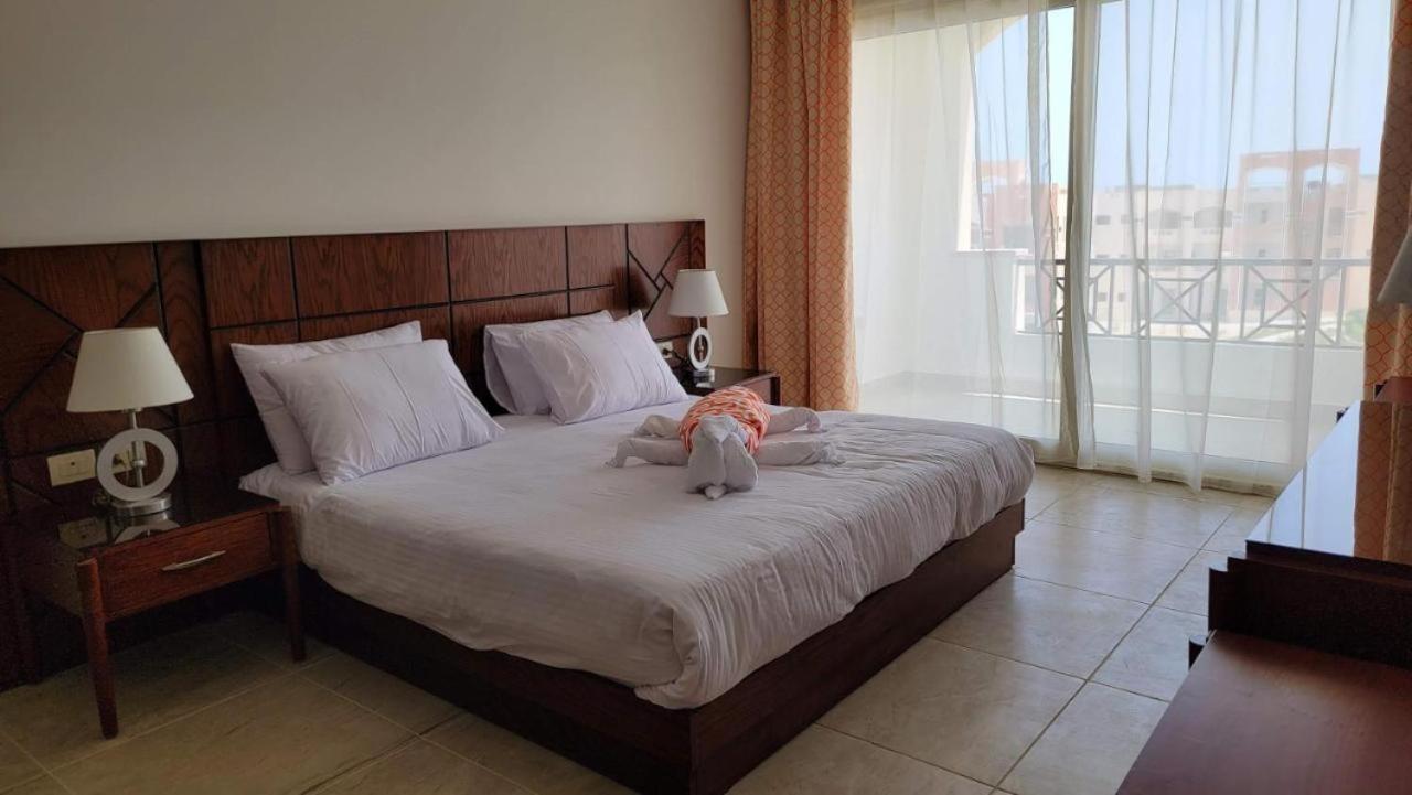 Oyster Bay Beach Resort Abu Dabbab Esterno foto