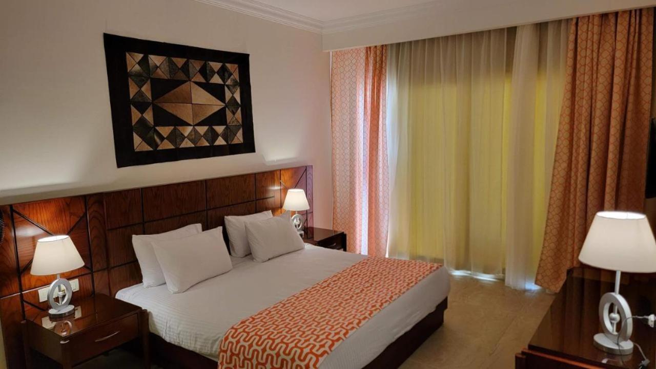 Oyster Bay Beach Resort Abu Dabbab Esterno foto