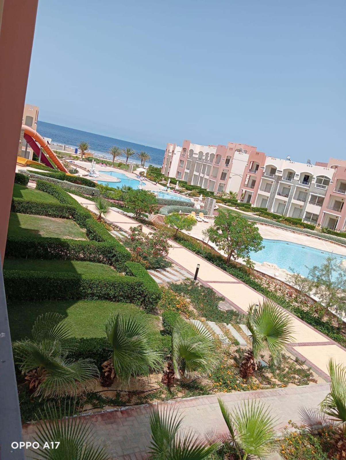 Oyster Bay Beach Resort Abu Dabbab Esterno foto