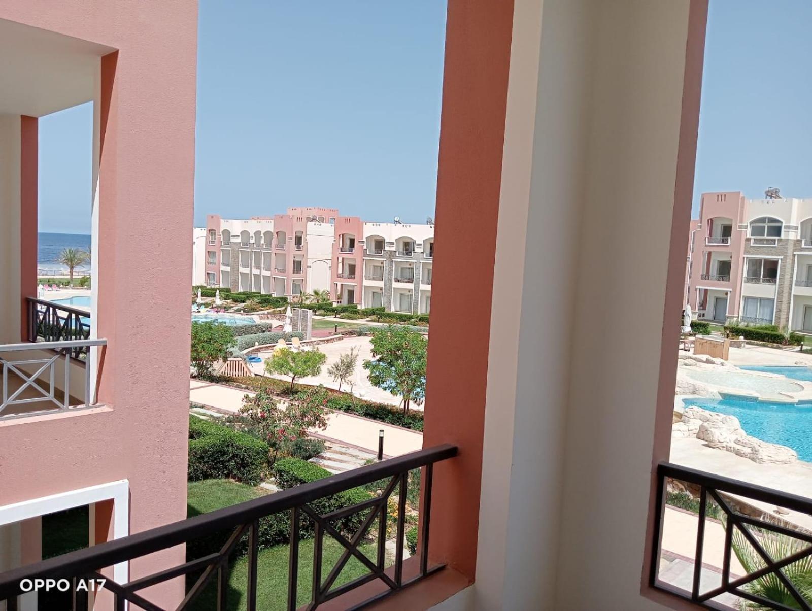 Oyster Bay Beach Resort Abu Dabbab Esterno foto
