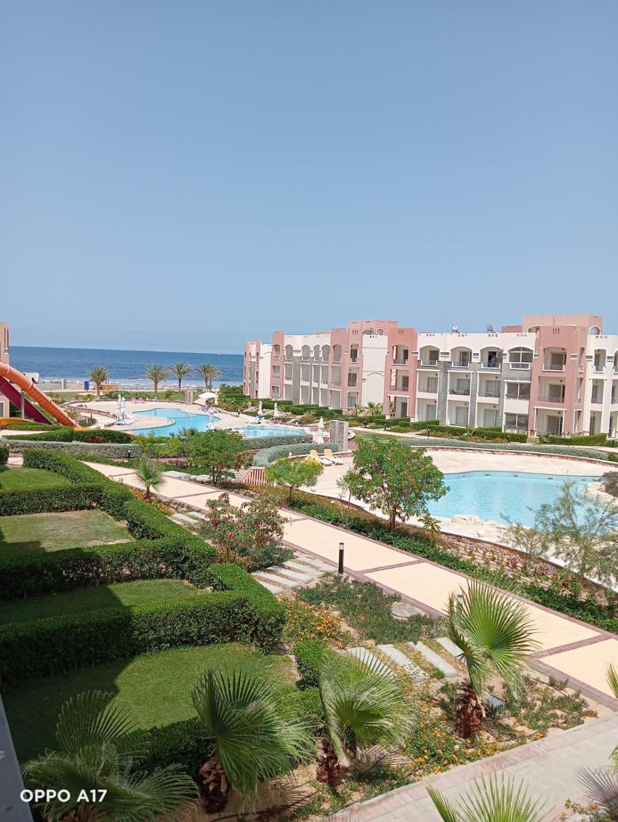 Oyster Bay Beach Resort Abu Dabbab Esterno foto