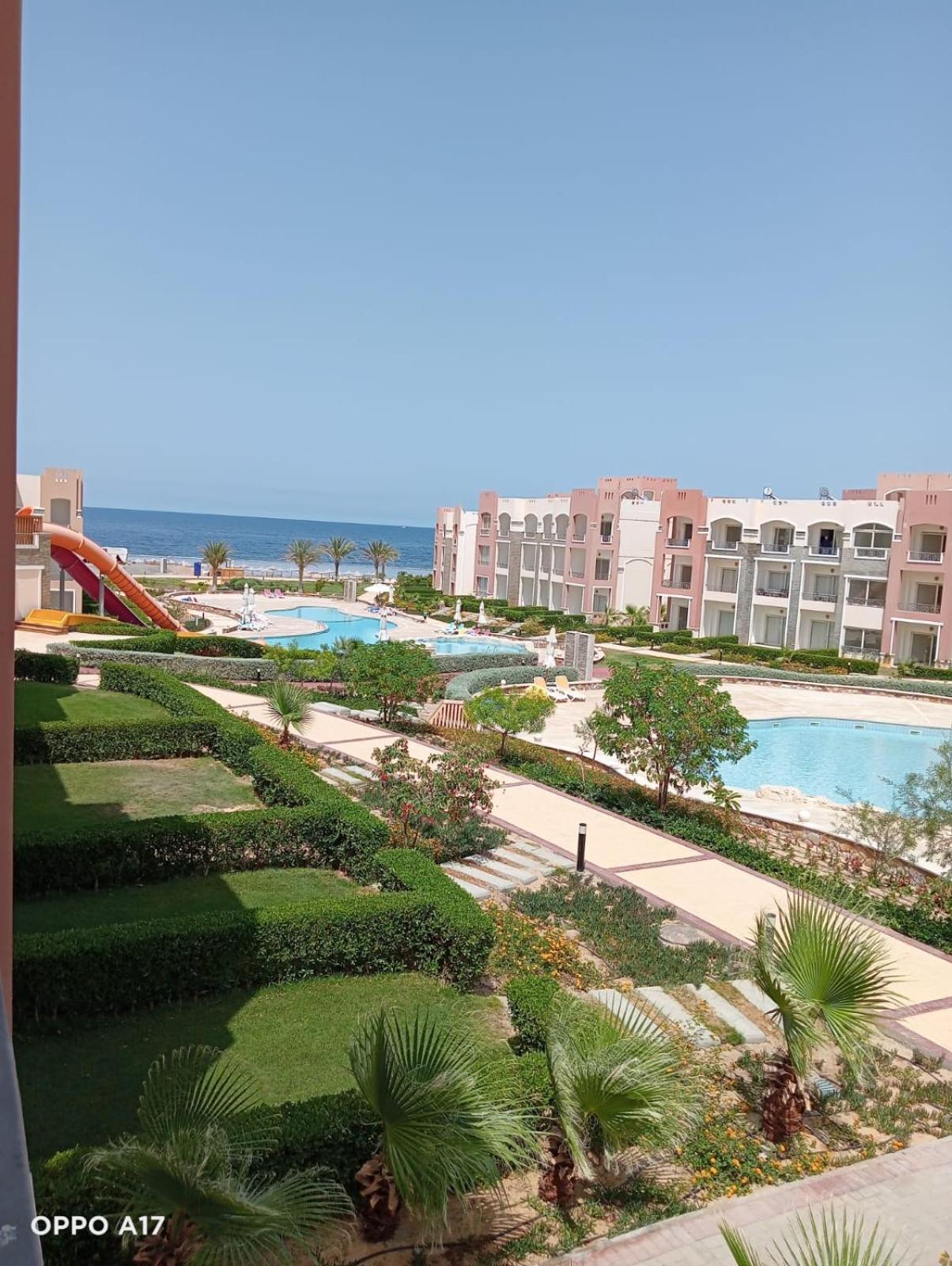 Oyster Bay Beach Resort Abu Dabbab Esterno foto